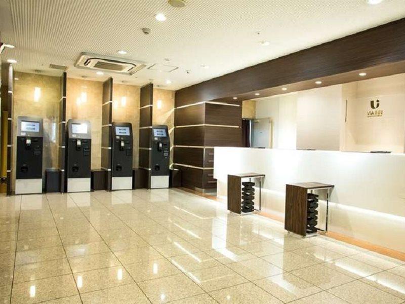 Via Inn Shin Osaka West Zewnętrze zdjęcie