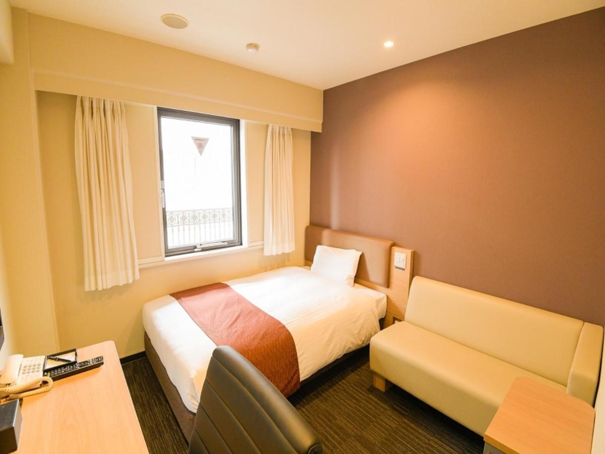 Via Inn Shin Osaka West Zewnętrze zdjęcie