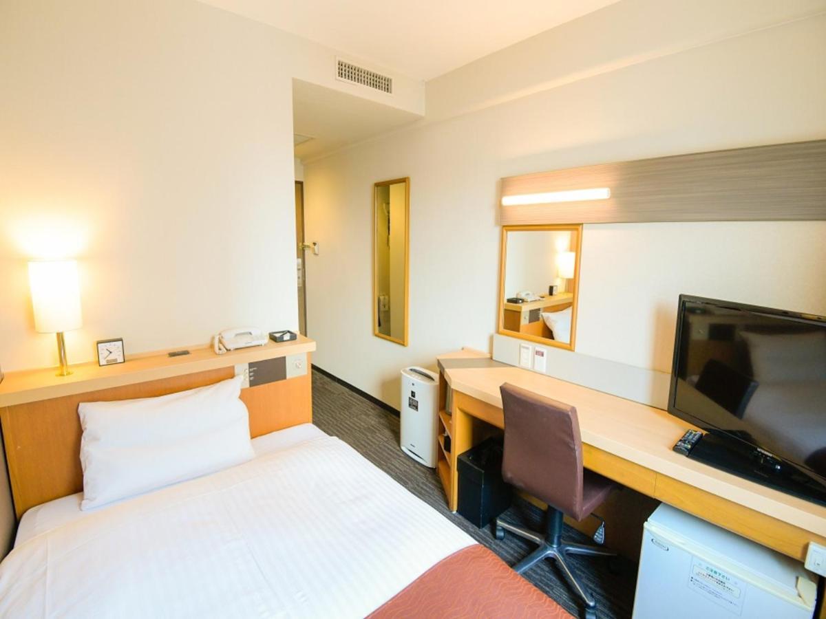 Via Inn Shin Osaka West Zewnętrze zdjęcie