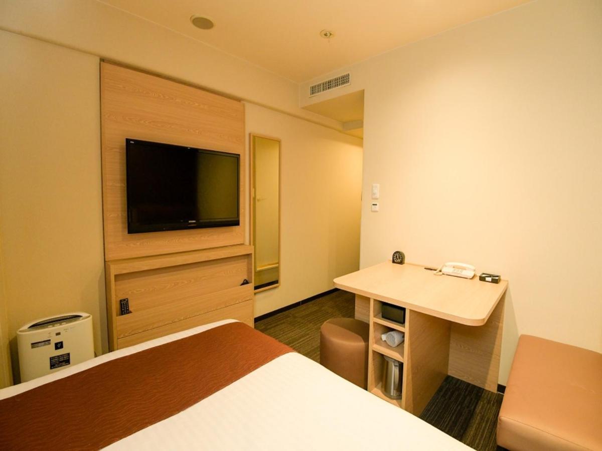 Via Inn Shin Osaka West Zewnętrze zdjęcie