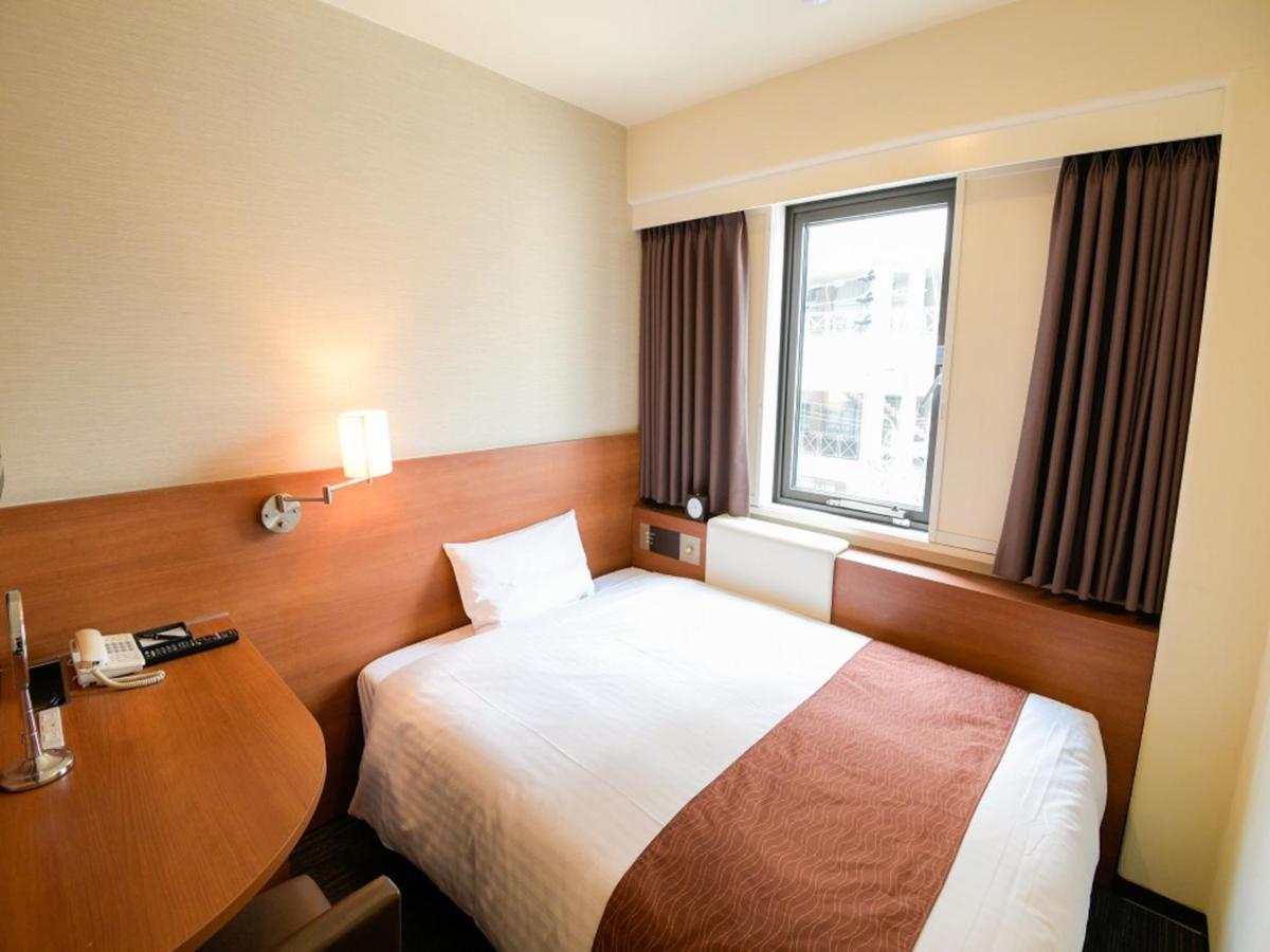 Via Inn Shin Osaka West Zewnętrze zdjęcie