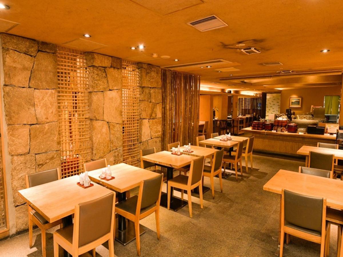 Via Inn Shin Osaka West Zewnętrze zdjęcie