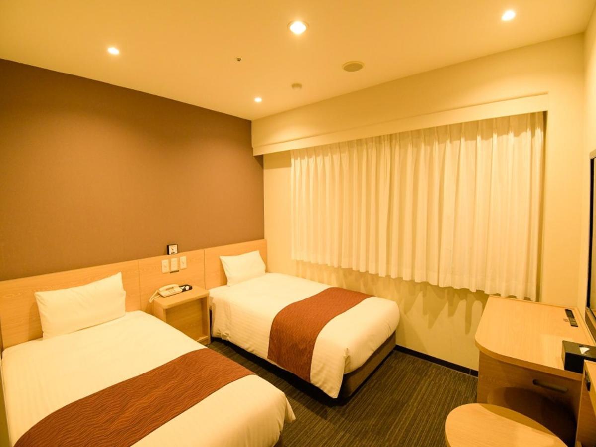 Via Inn Shin Osaka West Zewnętrze zdjęcie
