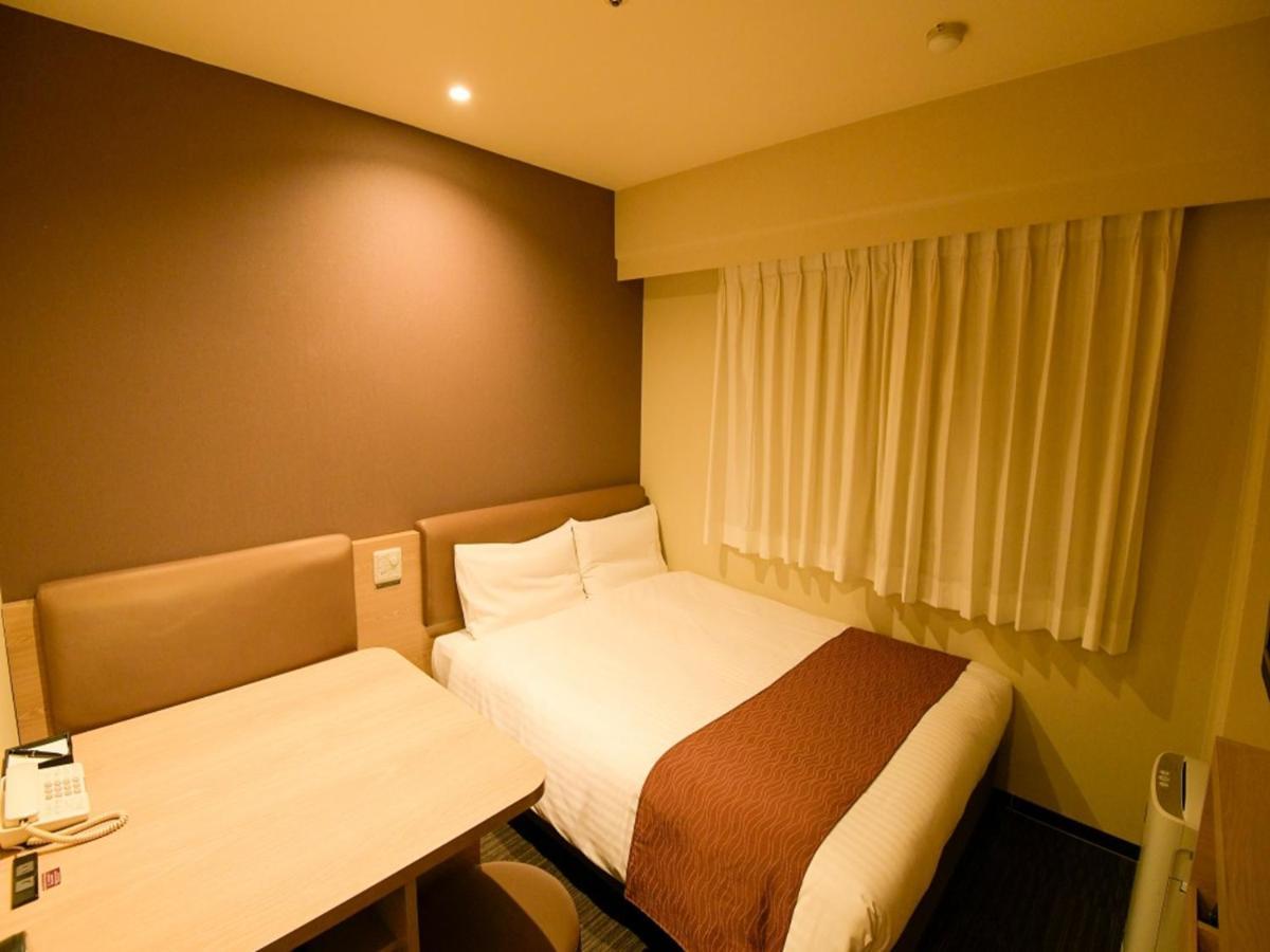 Via Inn Shin Osaka West Zewnętrze zdjęcie